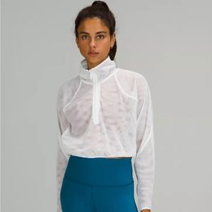 NWOT Lululemon Reversible Mesh 1/2 Zip in White, size 6.